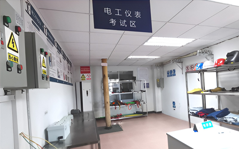 低壓電工科目二考試室 實操室